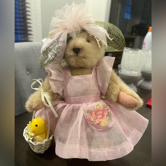 Easter Fantasy Muffy Vanderbear - Picture 1 of 1